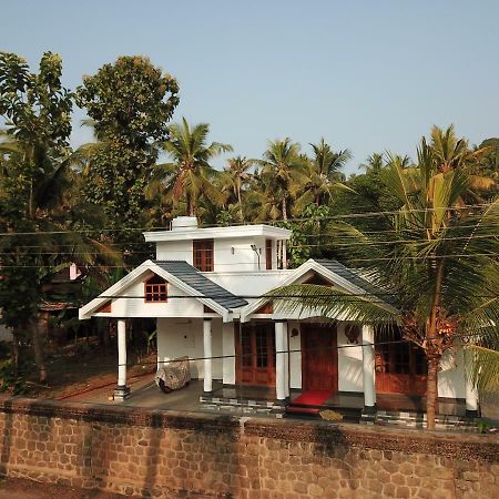 Belhaven Home Stay تريفِندرم المظهر الخارجي الصورة