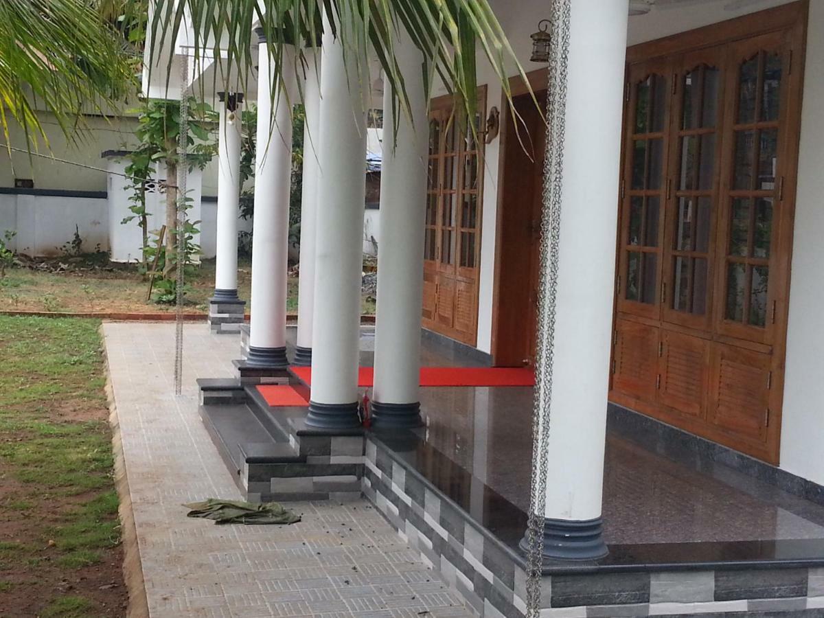 Belhaven Home Stay تريفِندرم المظهر الخارجي الصورة